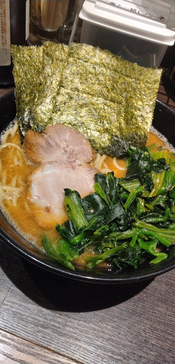 ken_seta's tweet photo. 明日は傘の日と梅酒の日
#明日は #明日は何の日 #飯テロ #武乃家 #家系ラーメン #ラーメン好き #ラーメン好きな人と繋がりたい
#嫁にしたい男 https://t.co/ntDFQz9qxu