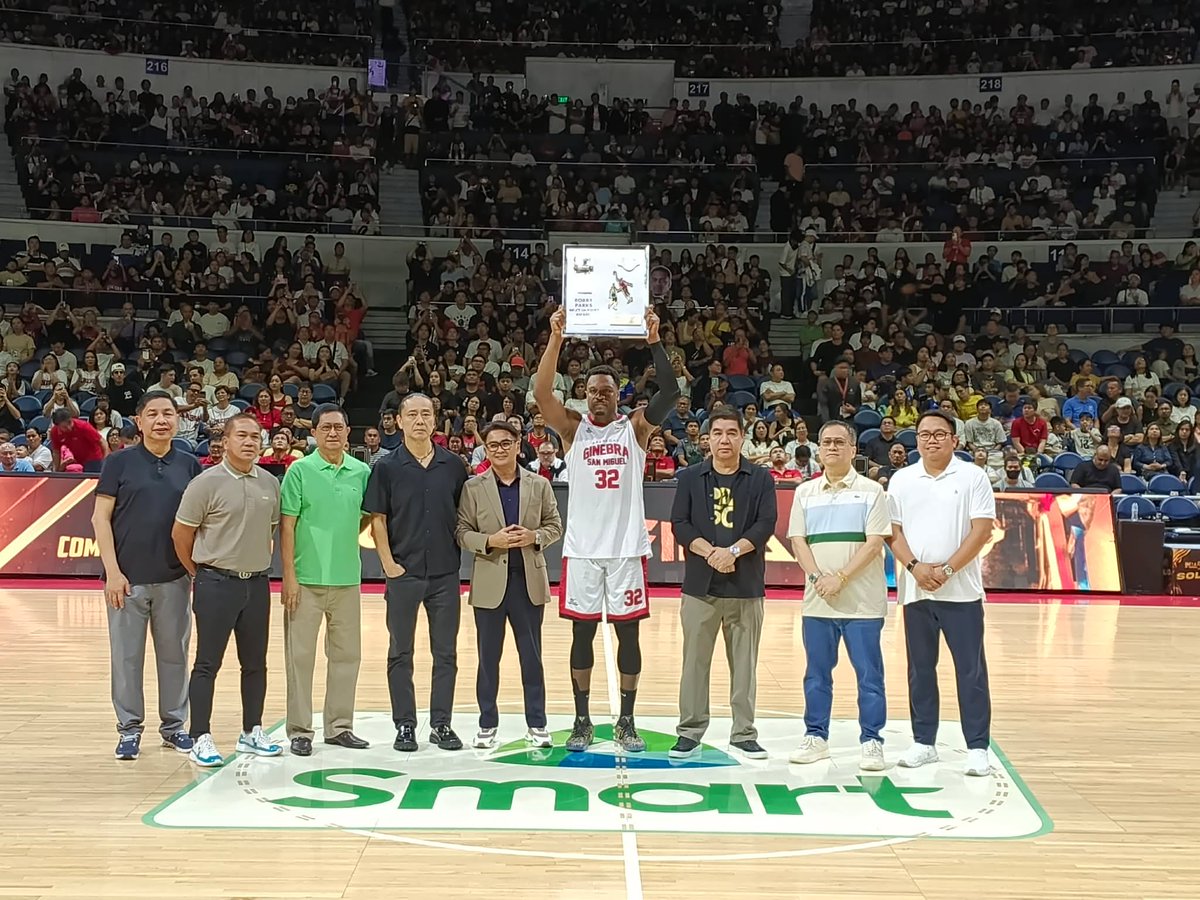 PhilippineStar's tweet photo. IBA TALAGA ANG ISANG JUSTIN NOYPI! 💪

Ginebra's Justin Brownlee wins the PBA Season 50 Commissioner's Cup Best Import award. | via @olminleyba https://t.co/04HyOGazMM