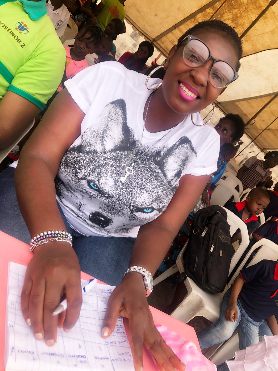 glitzy_jay's tweet photo. When my side hustle as an event personnel was still intact 😊. https://t.co/kljMsZTQrW