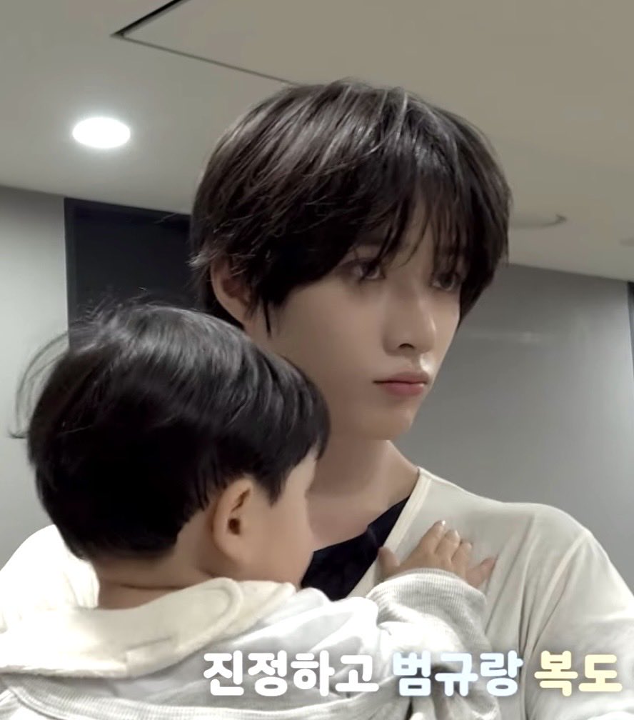 beomgyirl's tweet photo. what in the pretty omega mother https://t.co/AVUbZxOQRf