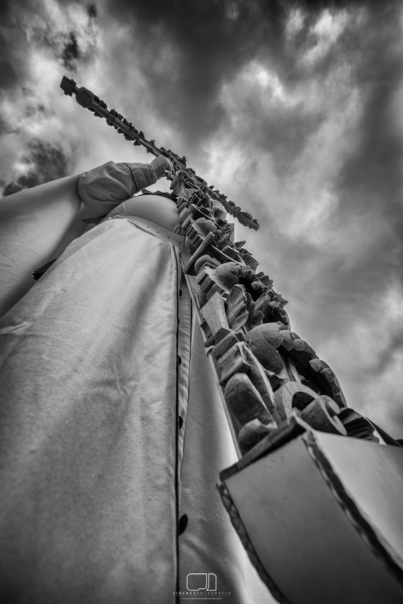 Semanasantasan's tweet photo. Jugando con la perspectiva para convertir lo cotidiano en algo  monumental

https://t.co/Rdy6rAB5l5

Hermandad Sacramental de la Sagrada Cena de Bonanza

©José Jiménez

#FotografiaCofrade #Sanlúcar https://t.co/WrSfrvFtTM