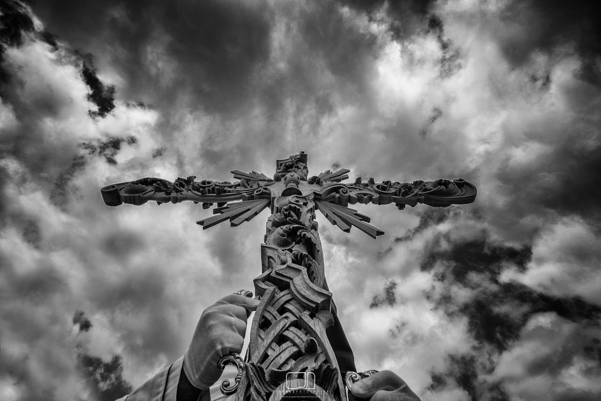 Semanasantasan's tweet photo. Jugando con la perspectiva para convertir lo cotidiano en algo  monumental

https://t.co/Rdy6rAB5l5

Hermandad Sacramental de la Sagrada Cena de Bonanza

©José Jiménez

#FotografiaCofrade #Sanlúcar https://t.co/WrSfrvFtTM