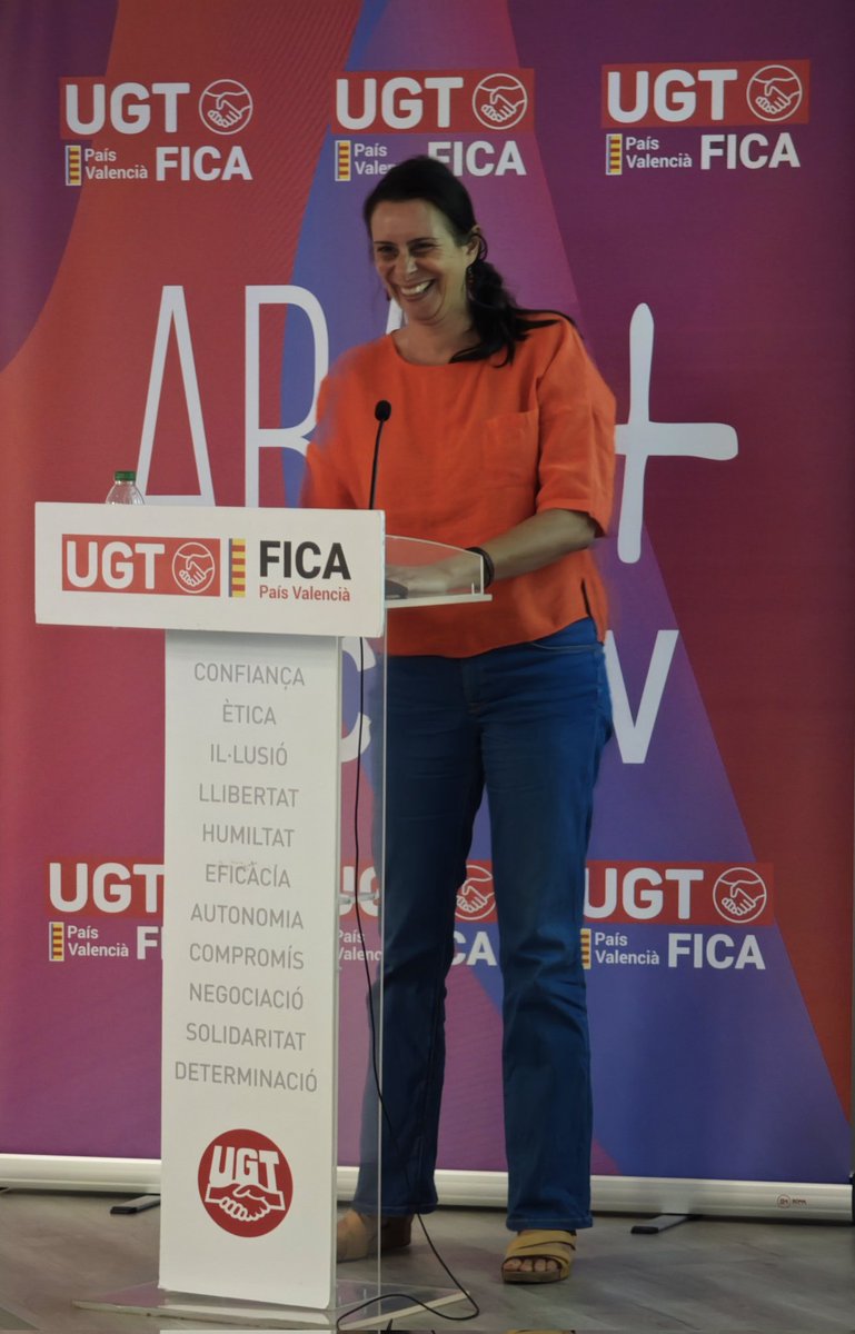 ugtficapv's tweet photo. ♀️ UGT FICA PV celebra en València el acto “Mujeres que Transforman”, reconociendo el compromiso con la igualdad, la acción sindical y la defensa de los derechos.
🏅 Reconocimientos a ISCOOD, la Sección Sindical de Slush &amp; Beverage y Cecilia Orona Díaz. https://t.co/mDmwCmHkPe