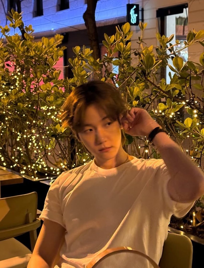 aurorallore's tweet photo. ult gg bias vs ult bg bias https://t.co/2SIScVpW3J