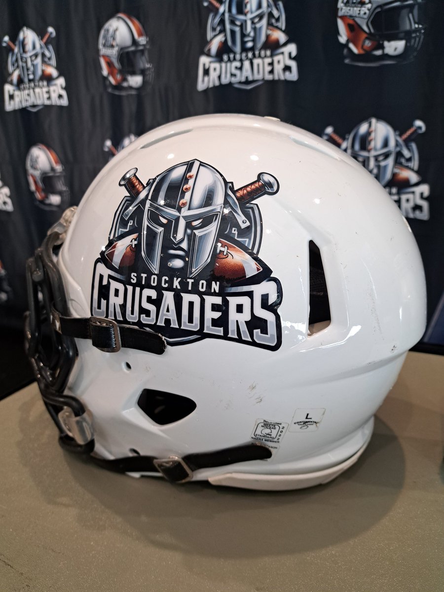 thecrudispatch's tweet photo. At the Arena waiting for the official announcement for our @StocktonCru to bring Football back to my hometown! https://t.co/LzbCceyrwr