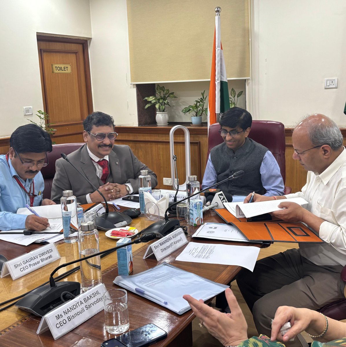 BSNLCorporate's tweet photo. A partnership built to shape the future of India's digital ecosystem. On 10 June 2026 in New Delhi, BSNL and IIT Kanpur signed a strategic MoU to accelerate innovation in indigenous telecom and digital technologies, supporting the vision of Digital India and Atmanirbhar Bharat.

The MoU was signed by @agrawalmanindra Director, @IITKanpur and Shri Jitendra Garg, PGM BSNL, in the presence of @karandi65 Member, NITI Aayog; Shri A. Robert J. Ravi, @CMDBSNL and other distinguished dignitaries.

The collaboration will focus on 4G/5G, AI/ML, BharatNet-enabled applications, D2M broadcasting, cybersecurity, cloud computing and other next-generation digital technologies.

By combining IIT Kanpur's research expertise with BSNL's nationwide telecom infrastructure, the partnership aims to develop scalable indigenous solutions that advance innovation and strengthen India's digital future.

#iitkanpur #BSNLIndia #MOU #Director #AIML #technologies #cybersecurity #cloudcomputing @robertravi21