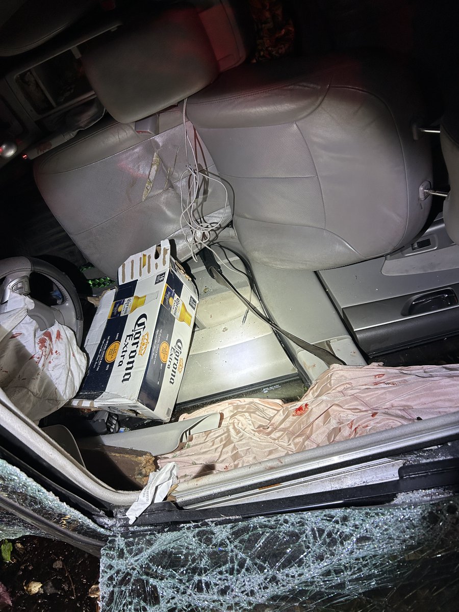 VancouverPDUSA's tweet photo. Just after 2:20 a.m. today, officers responded to a single-vehicle collision in the 18900 block of SE 20th Street. Officers determined the vehicle was traveling westbound on SE 20th Street when the driver lost control, left the roadway, and struck a fence, a residence, and several parked vehicles before coming to rest in a tree.

The 19-year-old driver showed signs of impairment and was arrested for DUI. He sustained serious injuries and was transported to a local hospital.

VPD's Traffic Unit is continuing the investigation.

#vanpoliceusa