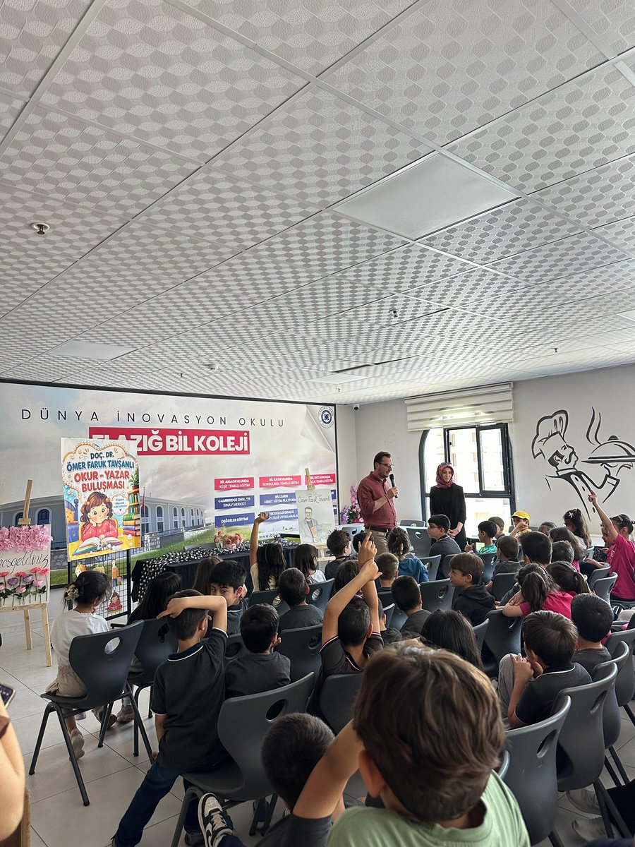 bilkolejleri's tweet photo. BİL Eğitim Kurumları Anaokulu ve İlkokul Eğitim Koordinatörümüz Doç. Dr. Ömer Faruk Tavşanlı, Elazığ kampüsümüzde okul yönetimi, anaokulu ve ilkokul kademelerimizle bir araya geldi. https://t.co/rkpgiQg0Cy