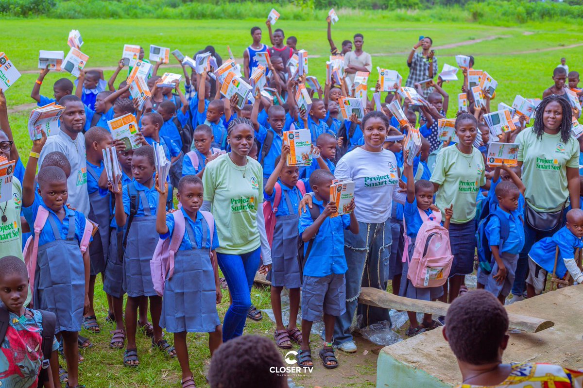 EniboAlbertCFDN's tweet photo. The Hidden Cost of Education in Rural Nigeria

When discussing access to education, we often focus on enrollment numbers and the construction of classrooms. However, the reality on the ground in rural communities is very different. 

A child may have a classroom to attend, ... https://t.co/YYrFYqbuqt