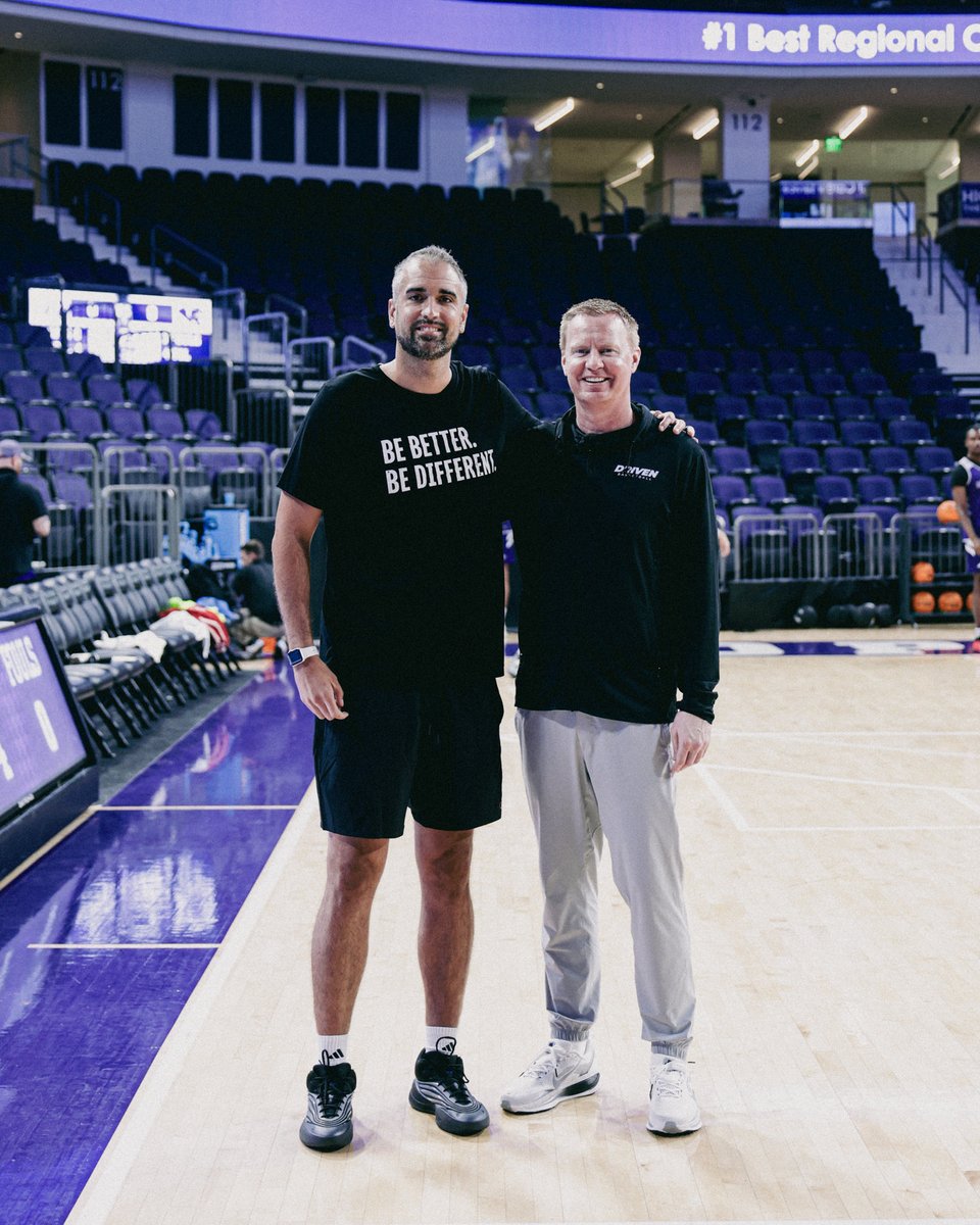 PhilBeckner's tweet photo. Great 2 days with @HPUMBB & @coachclayman working to build a Player Development Program that Separates!
Amazing group of hard working dudes who are HUNGRY & HUMBLE after massive success last year.
High Point University is a hidden gem!
#Better #Different https://t.co/V30YFo0V6i