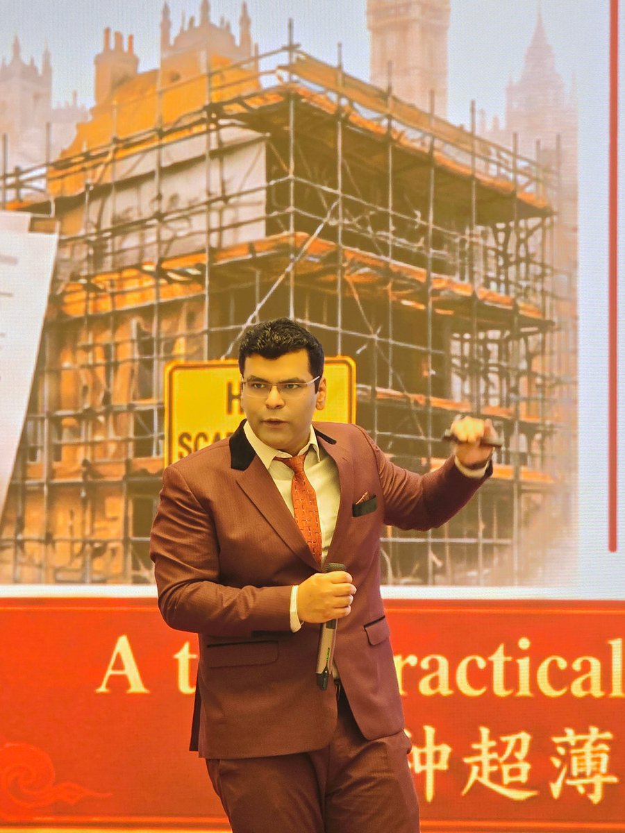 profsaimmemon's tweet photo. I had the pleasure of presenting one of my inventions, Vacuum Insulated Wallpaper (VIW), developed from TRL 1 to TRL 9
Explore VIW:
 https://t.co/2gjIbYxD4c
Download the VIW catalogue
 https://t.co/pYjf7bS0al
Product and project enquiries
 https://t.co/sqFapU8hSM
@sanyoulondon https://t.co/jQfmrK7qvC