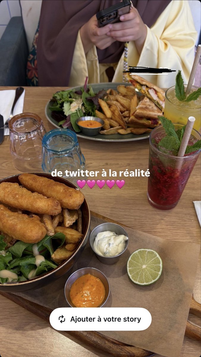 alailaa03's tweet photo. HAHAHHAHA, je rattrape le temps perdu 🫶🏼 @nmys__13 https://t.co/Zn5ScOQV2H