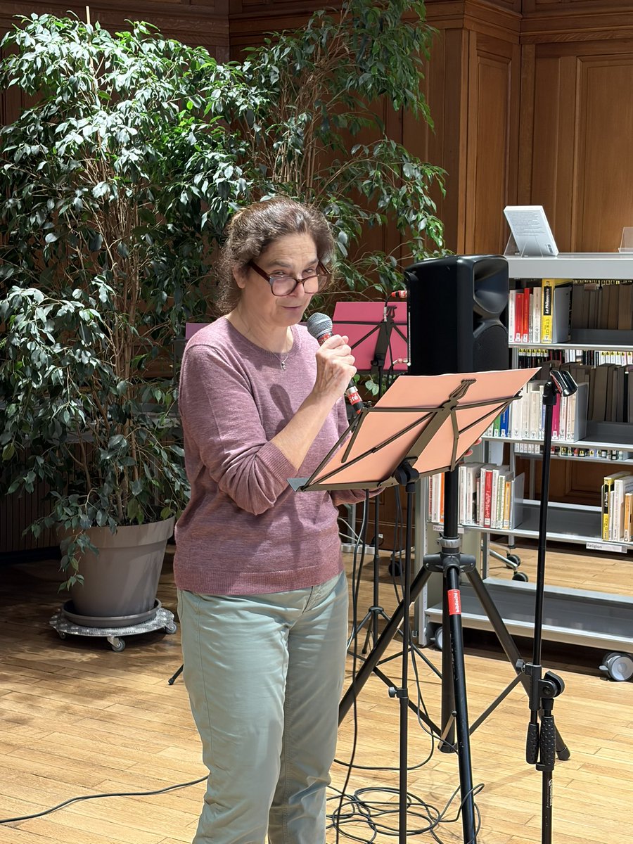 LECUYERCatherin's tweet photo. La bibli Jean d’Ormesson fête ses 100 ans! Très heureuse d’accueillir Heloise d’Ormesson @EditionsHO pour une lecture d’un texte inédit de son Père. Lectures croisées de textes de J d’Ormesson et de Chateaubriand par les élèves du @conservatoire régional Ida Rubinstein #Paris8 https://t.co/WM0nl4481R