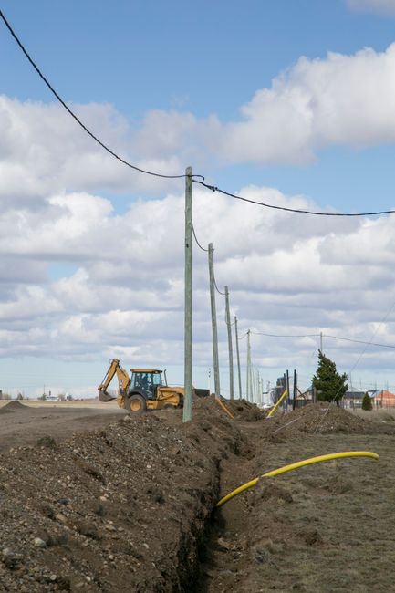 ClickB4UDigMB's tweet photo. One click. That's all it takes to start a free locate request in Manitoba. We notify the utilities, they mark the lines, you dig safely. Simple, free, and it saves lives. 💙 #DigSafe #ClickBeforeYouDig https://t.co/ruTpuZ7CRQ
