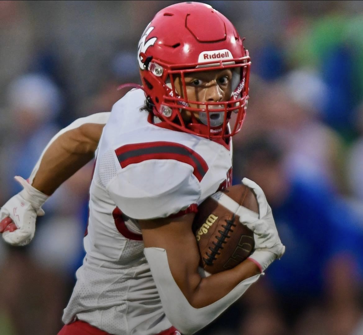 BallCoachHP's tweet photo. Let’s welcome @Tjisnumber2 

Timothy Stradford
Height: 6’0”
Weight: 175 lbs
GPA: 3.5
Hometown: Lincolnton
State: NC
Position: RB/S
Class: 2027
School: West Lincoln High School
Offers:  1 from Ottawa

#TeamGrind🔥 https://t.co/6ao2TY4meI