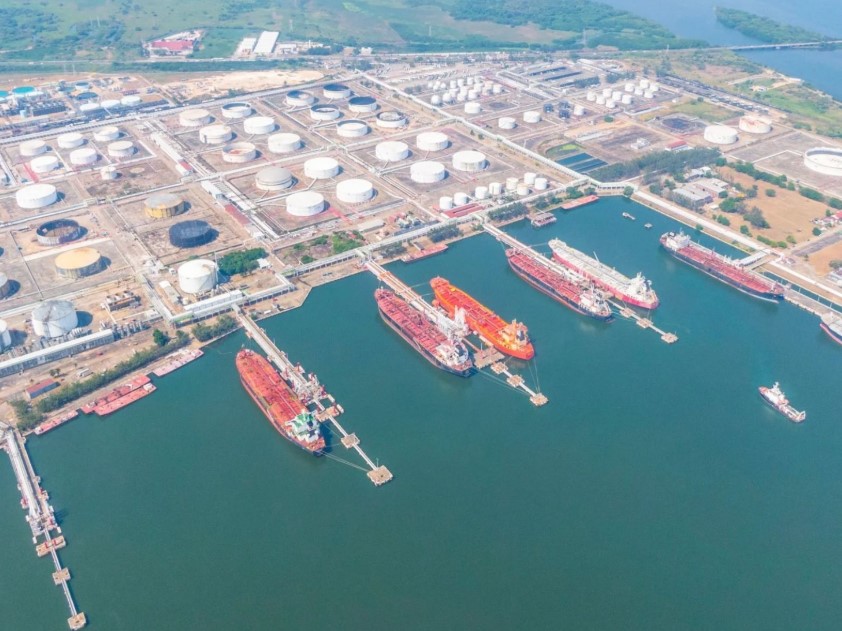 HumbertoUNAM's tweet photo. El Corredor Interoceánico del Istmo de Tehuantepec conecta el Pacífico y el Atlántico como alternativa al Canal de Panamá. #CelebremosMéxico #MéxicoEstáDeModa https://t.co/dkftEUMYkC