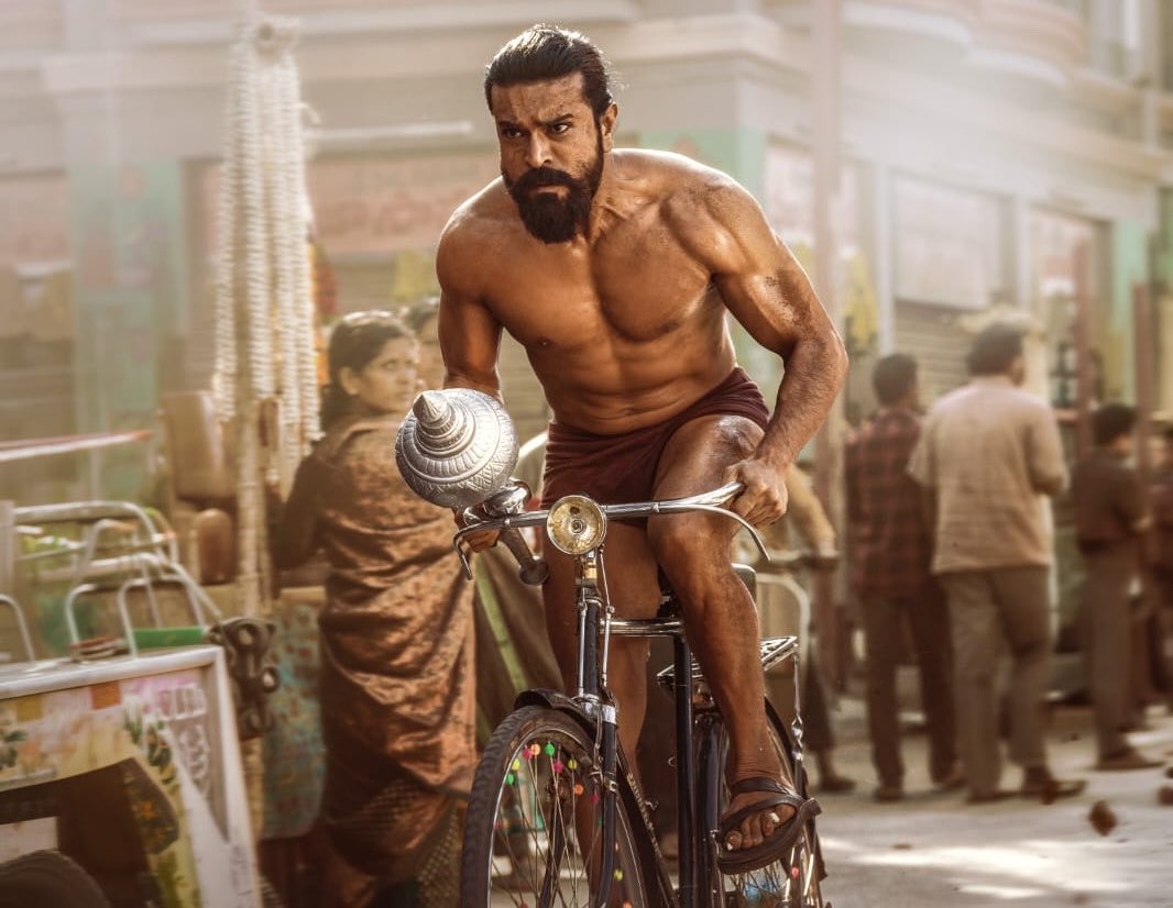 ManozTalks's tweet photo. #Peddi (Hindi)  :~  WEDNESDAY Reported at Par with TUESDAY. 🔥💥🙌

~ 2.45 Cr net TUESDAY 

~ 2.40 Cr nett WEDNESDAY as Per Early Estimate by 10 PM . 

~ 31.20 Cr nett till now 👌 @AlwaysRamCharan

NO Sign of DROP - EXCELLENT HOLD .  #RamCharan film is ready for the LONG RUN . https://t.co/SBphle6yYw