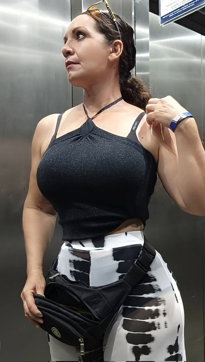 Babies_Torreon's tweet photo. Maricela Díaz tremenda milf lagunera luciendo deliciosa y hot. Se ve de lujo 💥🥰❤️🤌🏻#Torreon https://t.co/XhI7dGgHgt