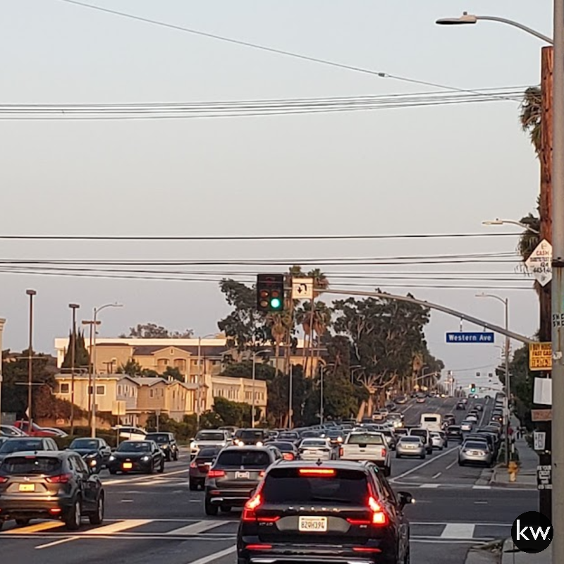 SujanaPatel's tweet photo. Whether you are looking for the elite schools of #PalosVerdes, the energy of #Torrance, or the tech-forward vibe of #ElSegundo, this guide helps navigate the landscape of one of LA’s most coveted regions https://t.co/2sHVJlJnmf https://t.co/GIQc6N0O8p