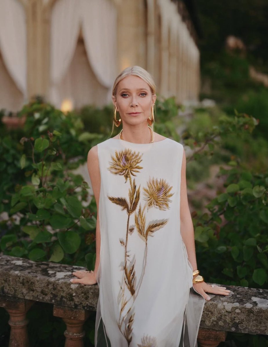 NationOfMarina's tweet photo. MARINA calls out Gwyneth Paltrow via Instagram Stories for being the face of an ad campaign for a new luxury apartment complex in Herzeliya, “Israel” 

“beyond comprehension” https://t.co/LWz9WuCj7r