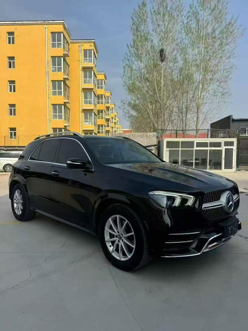 dharmieKING's tweet photo. 2020 Mercedes benz GLE350 53 million naira (with shipping and clearing ) https://t.co/xj0ZH6MBMq