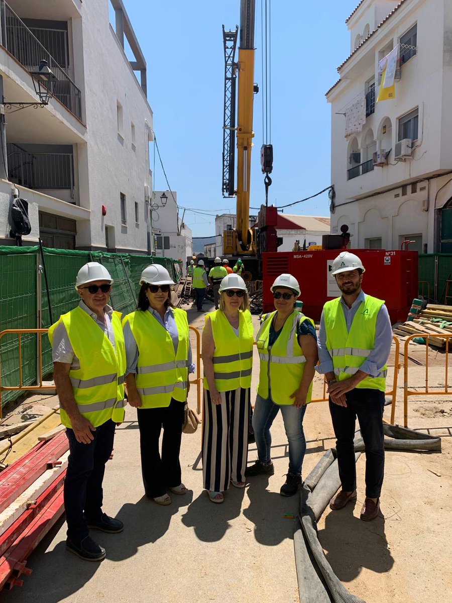 SubGobCAD's tweet photo. 💧 Las obras de la nueva depuradora y el saneamiento de #Barbate y #Zahara de los Atunes alcanzan el 50% de ejecución. Una inversión de 29 M€ para mejorar el tratamiento de las aguas residuales y avanzar en el cumplimiento de la normativa europea. #Cádiz #GobiernoDeEspaña https://t.co/DQriXEqvPm