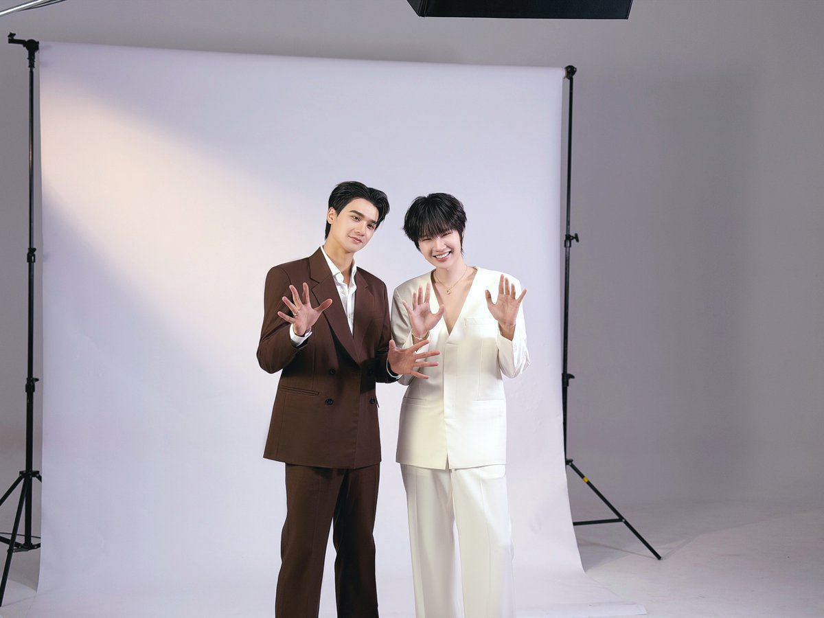 mileday365's tweet photo. 🔥อีเวนต์ใหญ่กำลังจะมา! ปล่อยภาพแรก ‘เก่ง-น้ำปิง’ Friends of Pisen : POWER YOUR DAY TOGETHER 9 ก.ค.นี้ บริเวณลาน Eden 1 ชั้น 1 เซ็นทรัลเวิลด์ บอกเลย เซอร์ไพรส์ เพียบ!  

มาในคอนเซ็ปต์  PISEN POWERING EVERY MOMENT พลังขับเคลื่อนในทุกช่วงเวลา  

#Mileday365 #เก่งน้ำปิง #PISEN https://t.co/P0qAIBxqxz