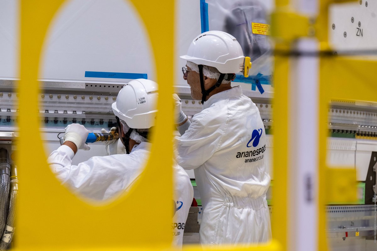 Arianespace tweet media