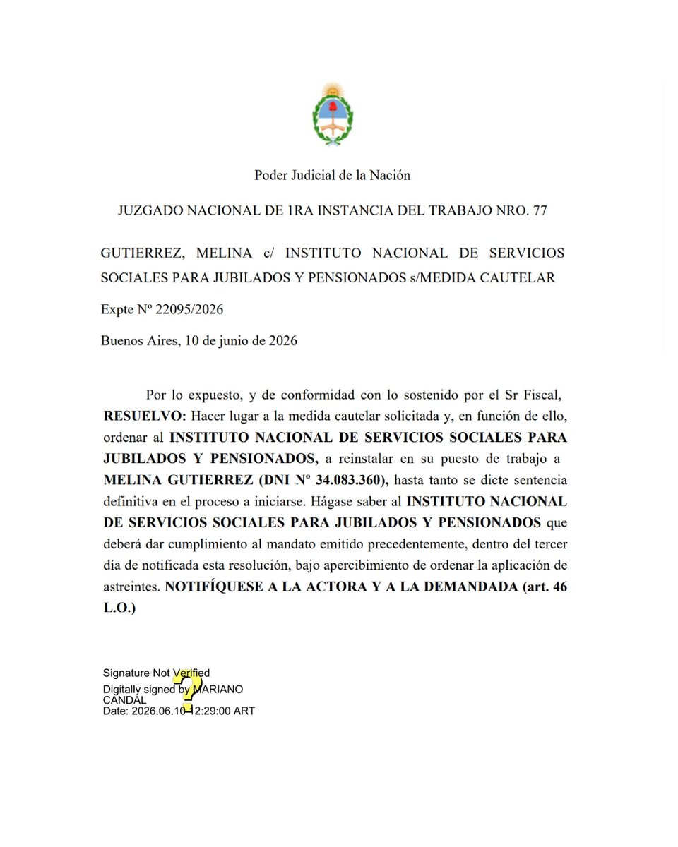 rodoaguiar's tweet photo. URGENTE!!
LA JUSTICIA VUELVE A DARLE LA RAZÓN A ATE CONTRA EL GOBIERNO!!

ORDENAN REINSTALAR EN SUS PUESTOS A LOS DIRIGENTES DESPEDIDOS DE PAMI!!

En sus planes no estábamos nosotros, no? No se esperaban UN SINDICATO QUE NO SE VICTIMICE Y LOS ENFRENTE. 
El Juzgado Nacional de 1ra Instancia del Trabajo nro. 77 dio lugar al reclamo de ATE, obligando al Gobierno a REINSTALAR en su puesto de trabajo los DESPEDIDOS de PAMI en Rosario, entre quienes se encuentra Melina Gutiérrez, secretaria general del organismo en la ciudad. 
SON UNOS ENERGÚMENOS. Qué parte no entendieron de que estamos en democracia, que hay que respetar las leyes y la Constitución Nacional? A los representantes sindicales no se les puede modificar sus condiciones de trabajo.
La verdad es que LOS FUNCIONARIOS DE PAMI SON UN VERDADERO DESASTRE. Se quieren llevar puesta la obra social, y como quieren robarse todo y garantizarse impunidad, pretendían echar a los delegados de ATE que no miran para otro lado y defienden al instituto. SEPAN QUE USTEDES ESTÁN MUERTOS Y LA OBRA SOCIAL SE VA A SALVAR.
A pesar de las insistencias del Gobierno en atacar los derechos laborales y sindicales básicos, este es un nuevo triunfo para quienes decidimos confrontarlos en todos los planos.

SIGUEN ENGROSANDO SU PRONTUARIO!!
SEPÁNLO AHORA: USTEDES TERMINAN TODOS EN CANA!!