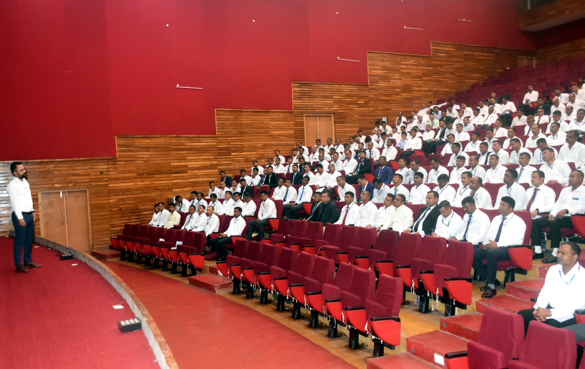 NEPA_GoI's tweet photo. Sh. Andrew Sangma, Cyber Expert, Assam, interacted with the participants of Module on "Cyber Crime Investigation". https://t.co/gSirQNgBjp