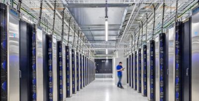netzpalaver's tweet photo. Kรผhllรถsung fรผr Europas grรถรten KI-Datacenter-Campus
#Datacenter #HighPerformanceComputing #Hyperscaler #Kรผhllรถsung @Legrand #Nachhaltigkeit #Rechenzentrum #StartCampus @DataLegrand
https://t.co/8eGdUJDhb4 https://t.co/AV0cHQ3RM0