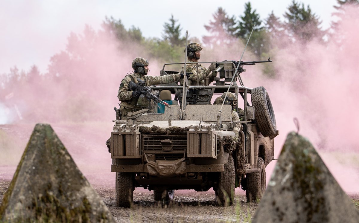 CZ DEFENCE tweet media