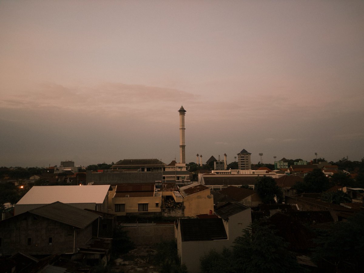 nooisky's tweet photo. my breath 🥹🙌🏻

#solo #surakarta https://t.co/caZMQQeGQm