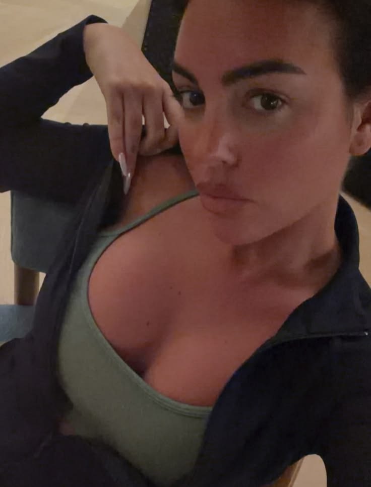 Gigibae tweet media