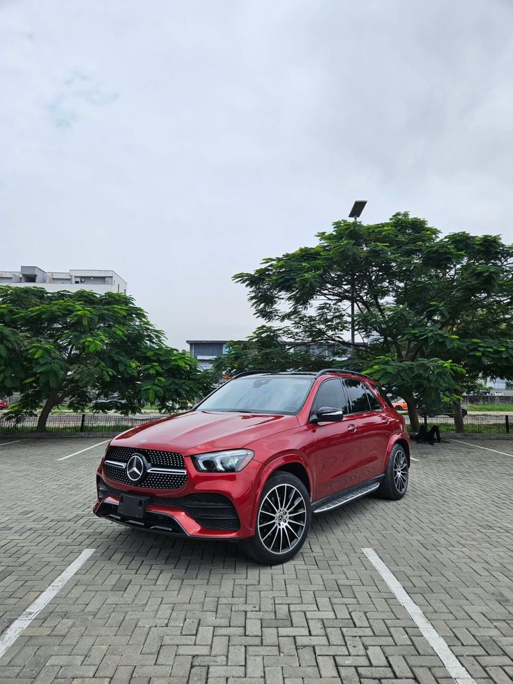 Fusemedia_'s tweet photo. If I no buy this car by December make I go astray ! https://t.co/epij8Qgkzj
