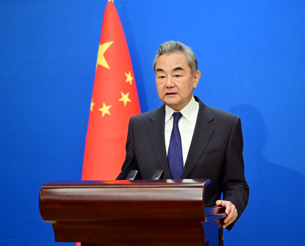DGAfrica_MFA's tweet photo. To celebrate this year’s International Day for Dialogue among Civilizations, FM Wang Yi called for mutual respect, diversity, and dialogue. This special day of the UN was proposed by China and co-sponsored by over 80 States in 2024.
#CivilizationDialogue https://t.co/d8Xuf5G9uF