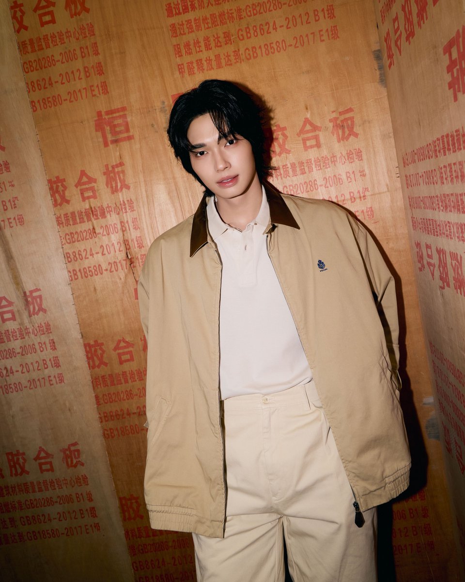 Praewdaily's tweet photo. รวมโมเมนต์ 'วิน - เมธวิน' @winmetawin Prada แอมบาสเดอร์ ร่วมงานเปิดบูติก Prada Shenzhen Bay MixC ณ เมืองเซินเจิ้น ประเทศจีน 

#Prada #winmetawin #Praewmag https://t.co/4WyWkz4vkV