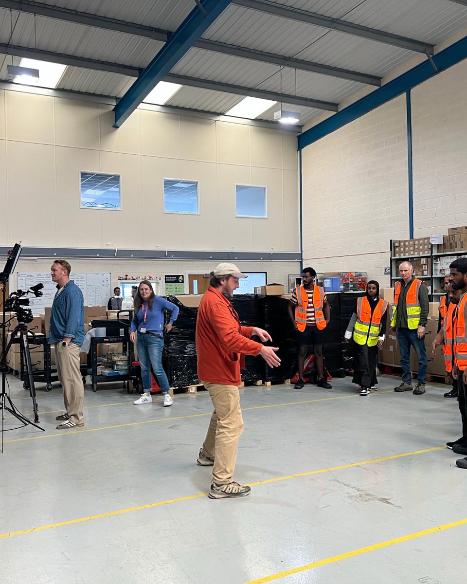 BVSC's tweet photo. More moments from @WMmultibank, as seen on @BBCMorningLive. @BVSC are proud to support @WMmultibank showing partnership, community and impact in action 🙌

https://t.co/bzmxBBb5w7

#Multibank #Sportsrelief @comicrelief #Amazon https://t.co/x9NcNgPGBM