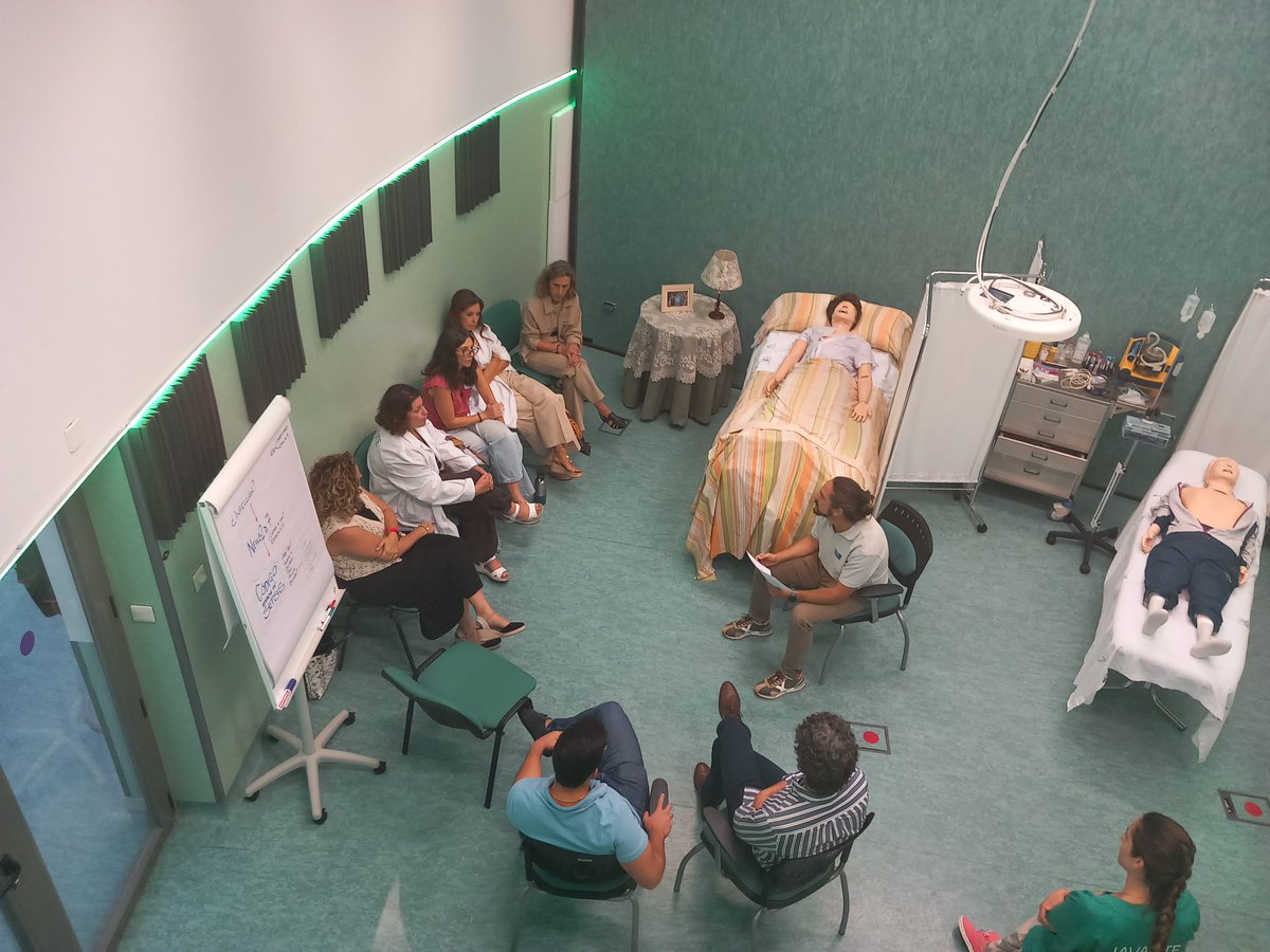 IAVANTE_FPS's tweet photo. En la 7ª edición del curso de formación de formadores en #CódigoSepsis, a través de simulación clínica y talleres prácticos, seguimos creando una red de instructores para mejorar la respuesta ante esta emergencia sanitaria @saludand #PAUE #IAVANTEsimulación @pacopepegg https://t.co/wl9brzi9Lo