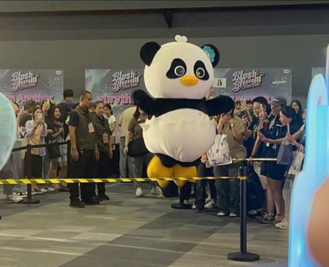 zorogirlone's tweet photo. แต่ลูน่าบินได้สูงจริงๆ55555555 https://t.co/t1syTXEmos