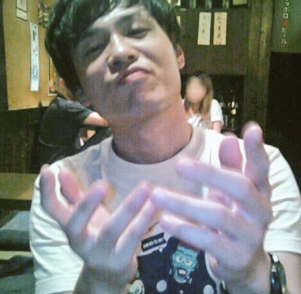 taisho_supanew's tweet photo. いよいよ明日！
みんな！オリーブゴールドの話聞きに来て！是非！

6月11日(木)
トークライブ「あの頃のオリーブ」

時間/開場19時20分・開演19時30分
場所/東新宿Cafe.COMADO
料金/前売1500円+1D

（出演）
ベルナルド大将
安原カラス
おべんとばこ
きしたかの岸
おおた昆布
https://t.co/cQ10YvRy86 https://t.co/pJsLFSnrj1
