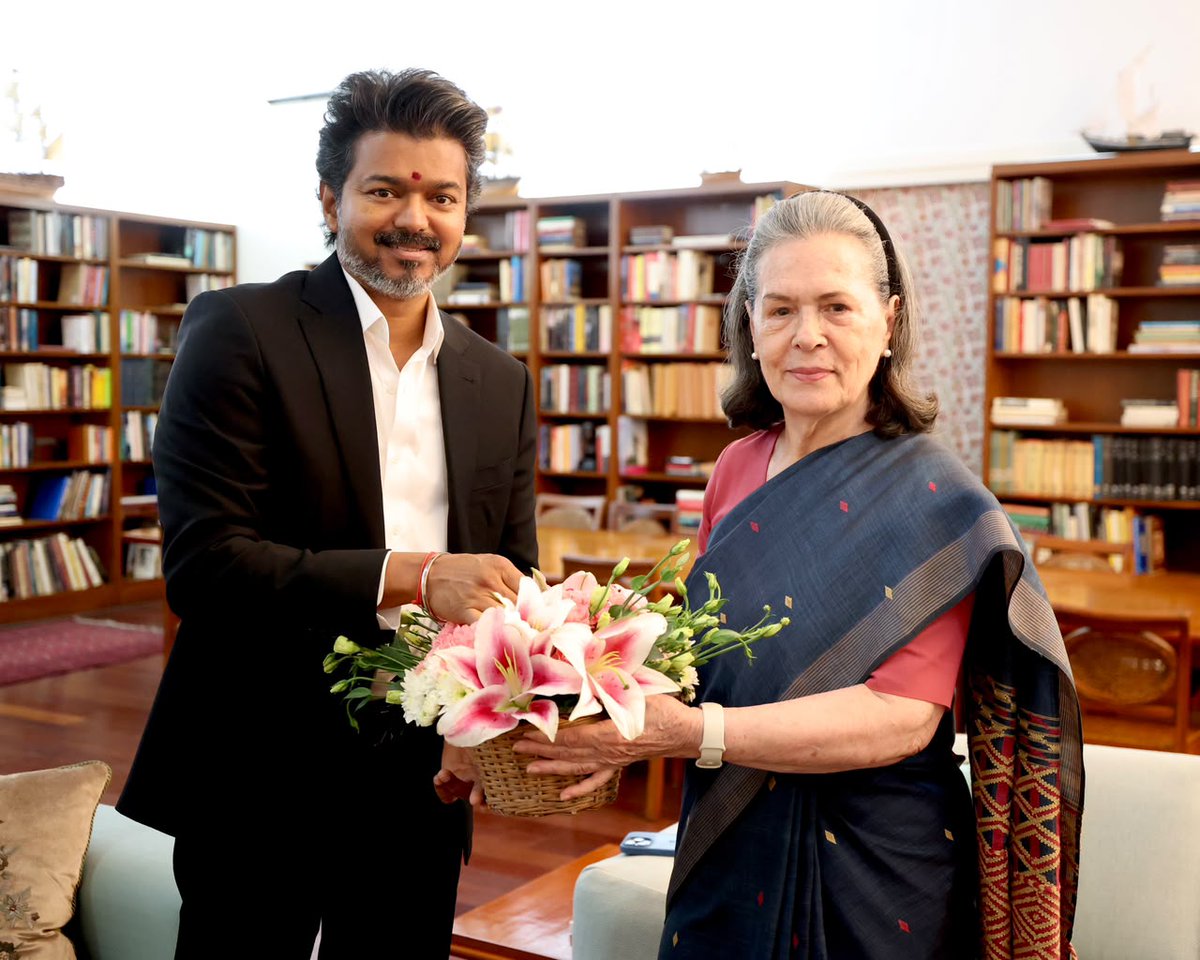 nirajjournalist's tweet photo. TVK Chief Vijay meets Sonia Gandhi and Rahul Gandhi. https://t.co/qrLvd8Ijtl