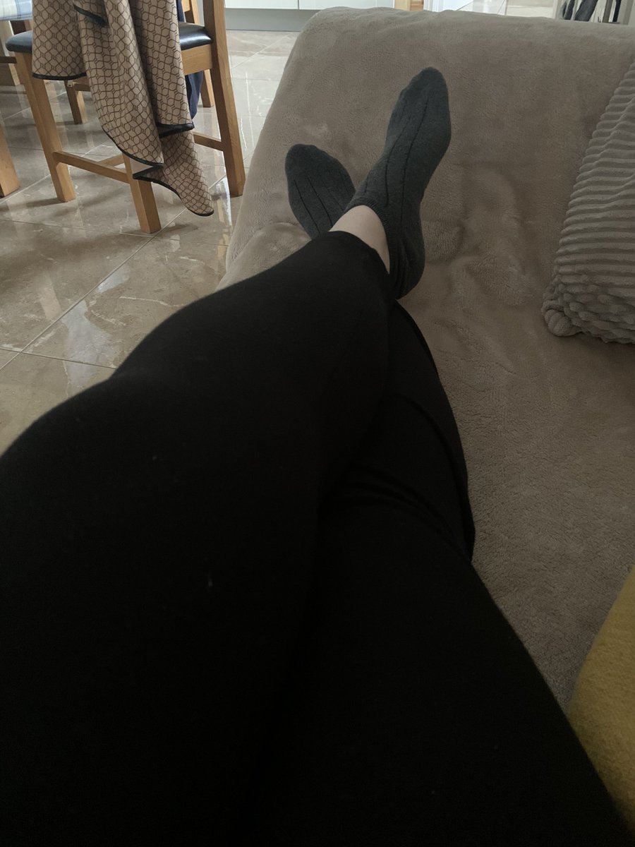 Conman2420's tweet photo. 10rts, 20likes and 5 comments. To see this chubby filthy fermanagh slut strip. 🇮🇪☘️ #horny #wankchat https://t.co/JuuJlkx4Ti