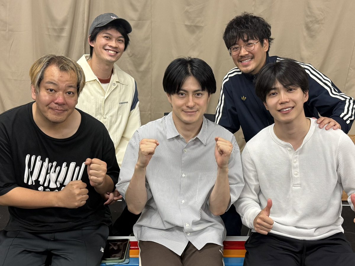 GEKIDANprestage's tweet photo. 【📣稽古場配信ありがとうございました！】

『URA！URA！Booost ～10年目のエール～』
本日の配信にご参加いただいた皆さま、ありがとうございました🔥

稽古場の熱気、少しでもお届けできていたら嬉しいです！

次回配信は
📅6/15（月）予定‼️

是非ともご視聴下さい☺️✨

#ウラ部 https://t.co/kLNXA6c5gl
