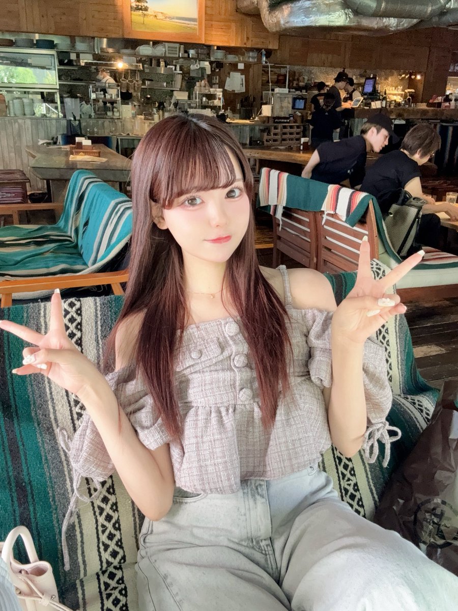 moe_Ux_xU_'s tweet photo. テラス席でランチしてきた～🍽 ﾏﾀｰﾘ🎶 https://t.co/i1ERzm5AyJ