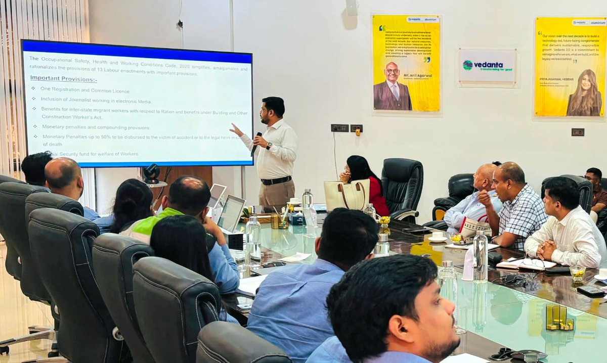 dfbodisha's tweet photo. Shri Anil Kumar Nanda, Asst. Director of Factories and Boilers (Safety) Participated as a co-speaker in an awareness programme on the new Occupational Safety, Health &amp; Working Conditions Code,2020 alongside Smt. Archana Dash, Assistant Director of Factories &amp; Boilers, Jharsuguda https://t.co/e4zoVC9ISD