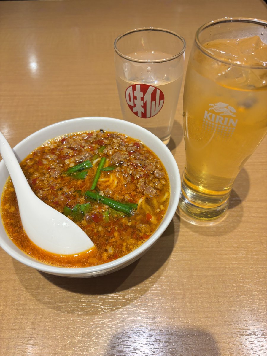 renna1208's tweet photo. 皆様申し訳御座いません…質問したにも関わらずいつもと同じところに行ってしまいました…22時閉店と勘違いしており……大好きなので許してください………
ラストオーダー間に合うって教えてくれたフォロワーさんありがとうございます…
うまい、うまい、うまい｡ﾟ(ﾟ´ω`ﾟ)ﾟ｡✨ https://t.co/uAVLNr1wyI