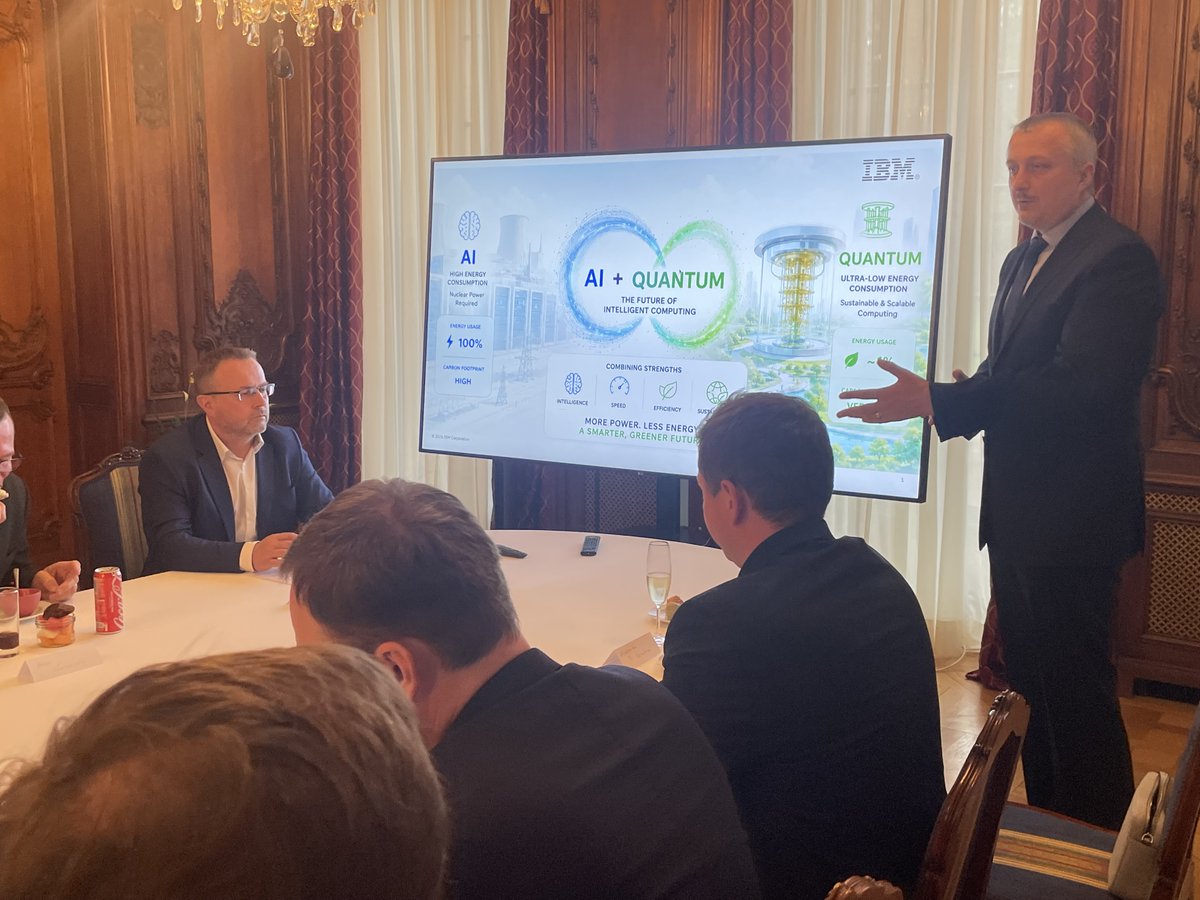 USEmbassyPrague's tweet photo. „Umělá inteligence a kvantové technologie mění svět. Jak tuto příležitost využije Česká republika? O tom jsme dnes diskutovali u kulatého stolu. 🇨🇿 má za sebou skvělý start a klíčem k bezpečné a prosperující budoucnosti je transatlantické partnerství v oblasti inovací.“🌍💡#AMBMerrick