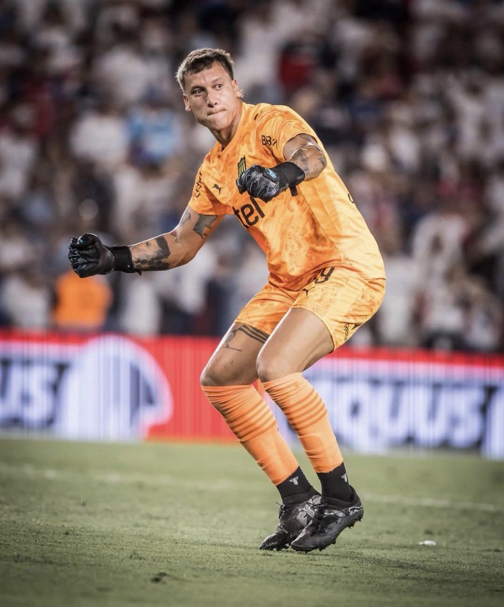 Futbol_APV's tweet photo. 🚨 #PEÑAROL | NO HAY OFERTA 

📌 Nos confirma @Lugonzalezdiezz, periodista que cubre la actualidad de #Independiente, que el “Rojo” NO ha enviado NINGUNA oferta por Washington Aguerre. https://t.co/MwgBR0HG6t