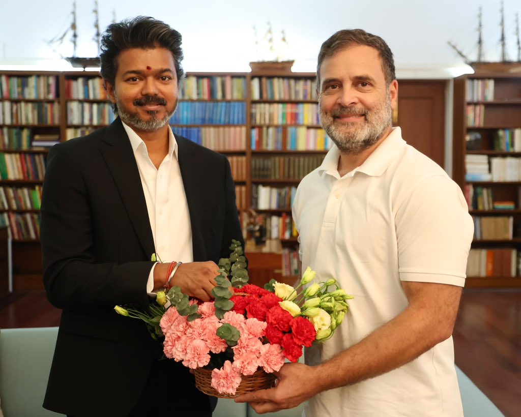 gauthamthiru's tweet photo. “உபிகளா… சத்தம் குறையுது! இன்னும் கொஞ்சம் நல்லா கதறுங்கடா! 😎🔥

@TVKVijayHQ @RahulGandhi @INCIndia https://t.co/2RjvzGQIAU